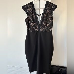 Haute Monte black lace mini dress, size: L